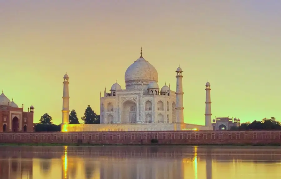 Sunset at Taj Mahal